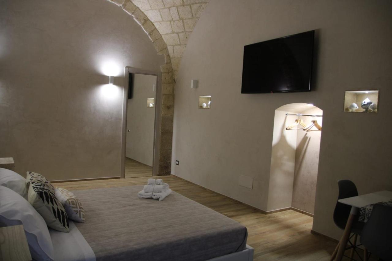 La Dimora Del Principe-Piano Terra Bed and Breakfast Trani Exteriör bild